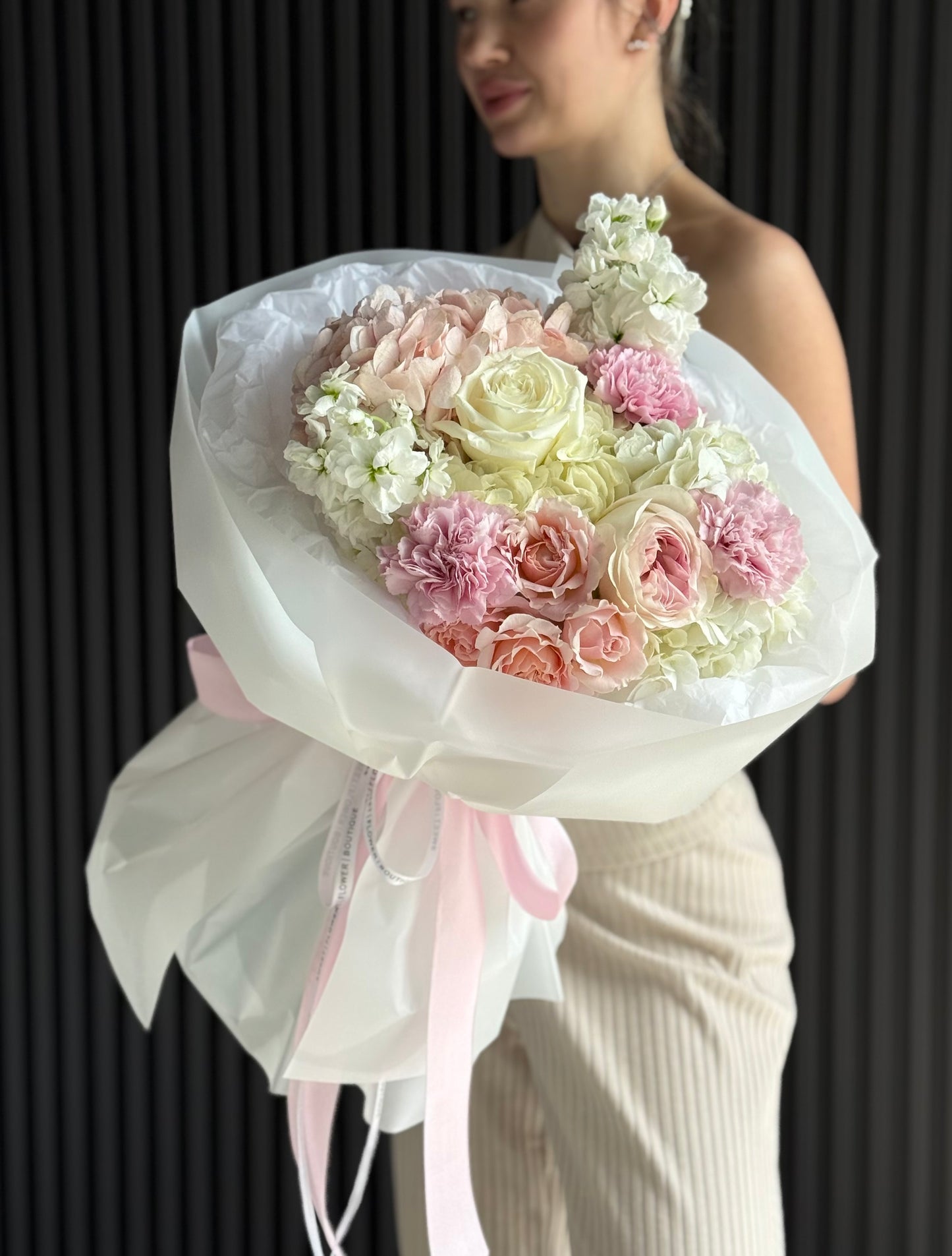 TODAY'S FEATURED BOUQUET - SIGNATURE
