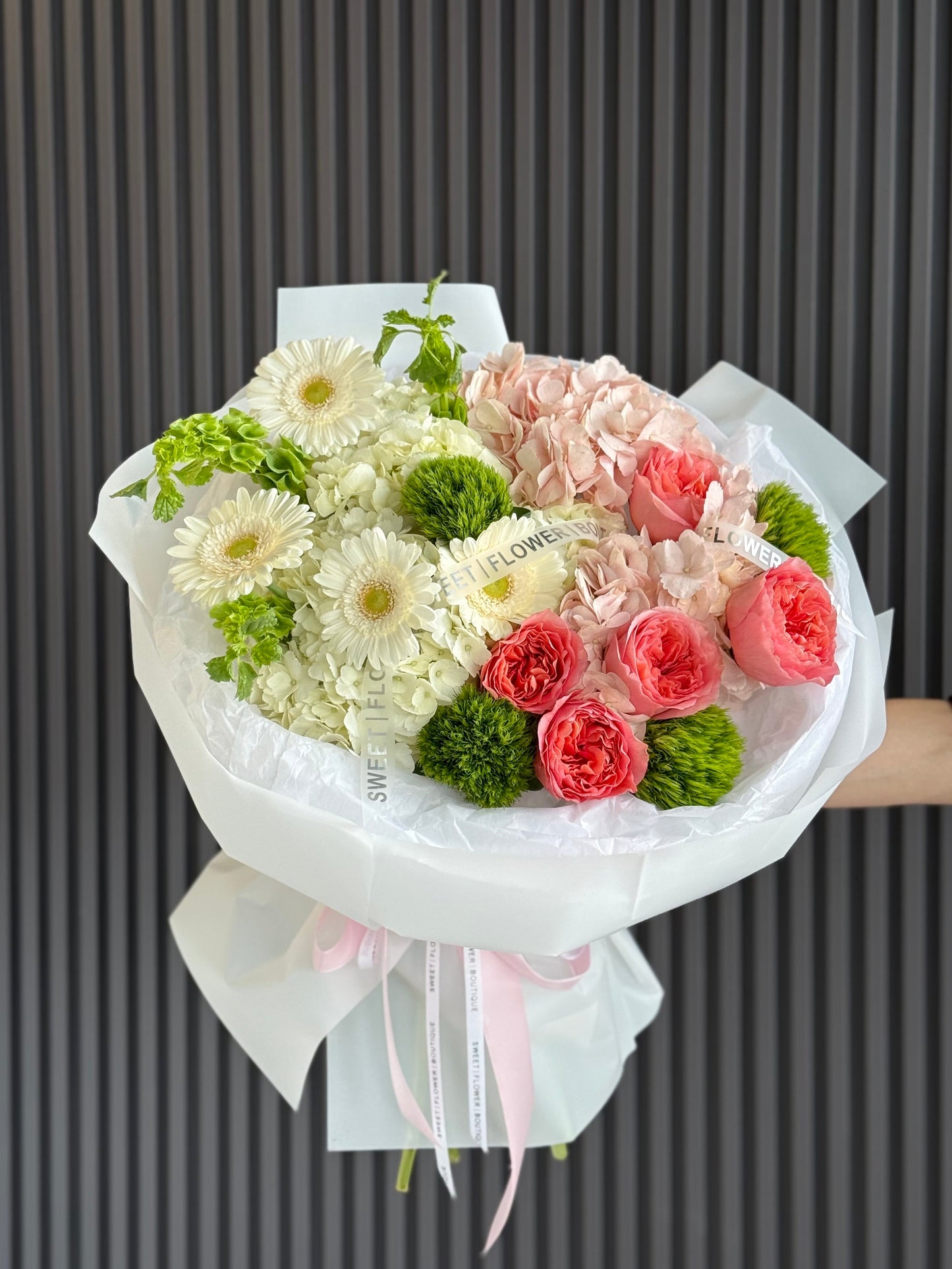 premium pastel flower arrangement Toronto florist same day