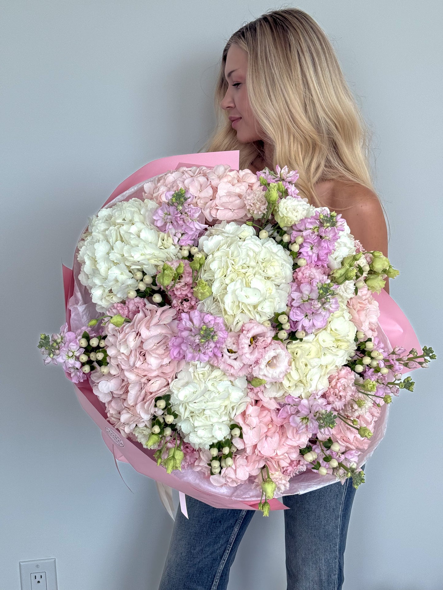 LUXURY PASTEL