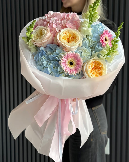 TODAY'S FEATURED BOUQUET - SIGNATURE