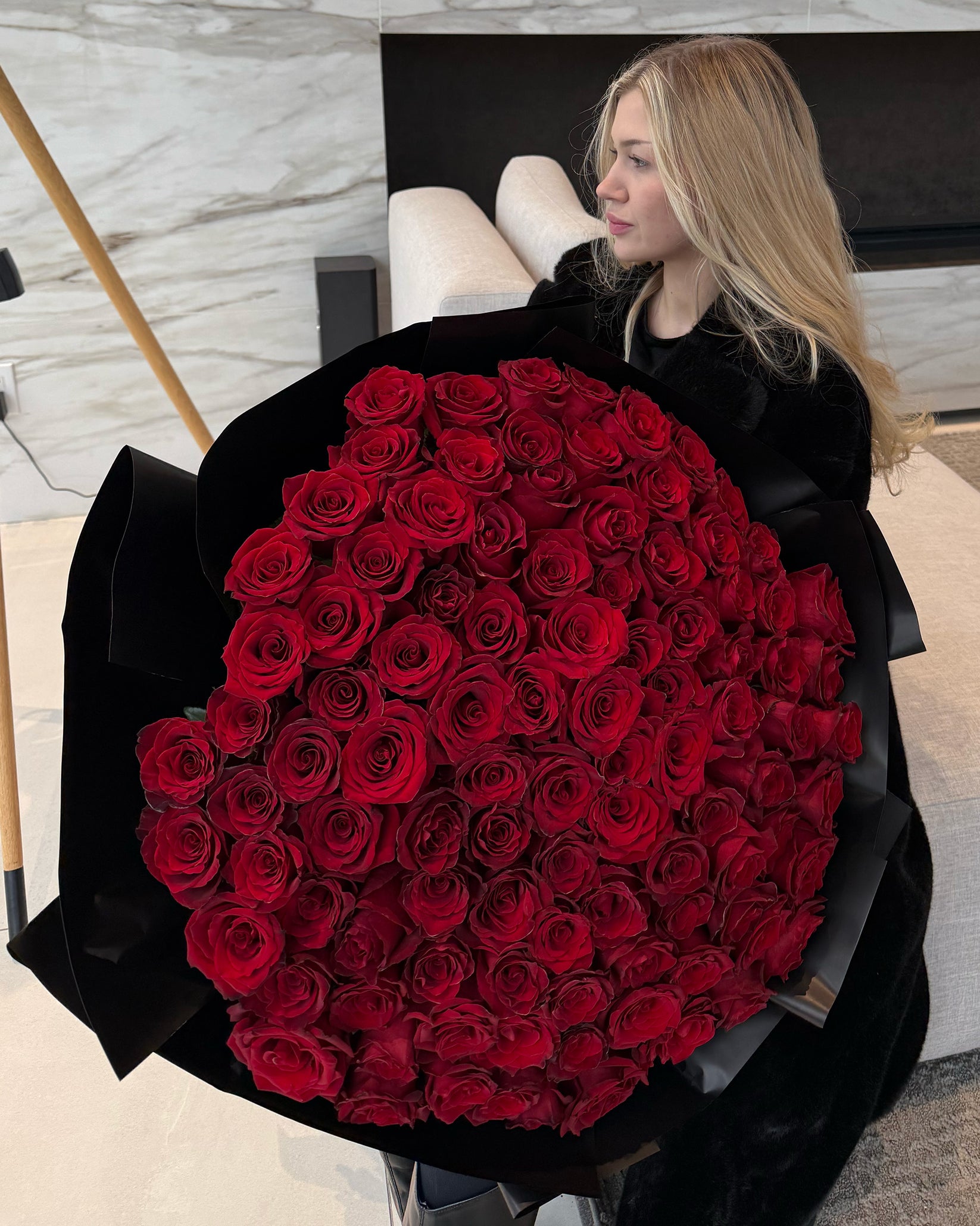 100 RED ROSES – Sweet Flower Boutique