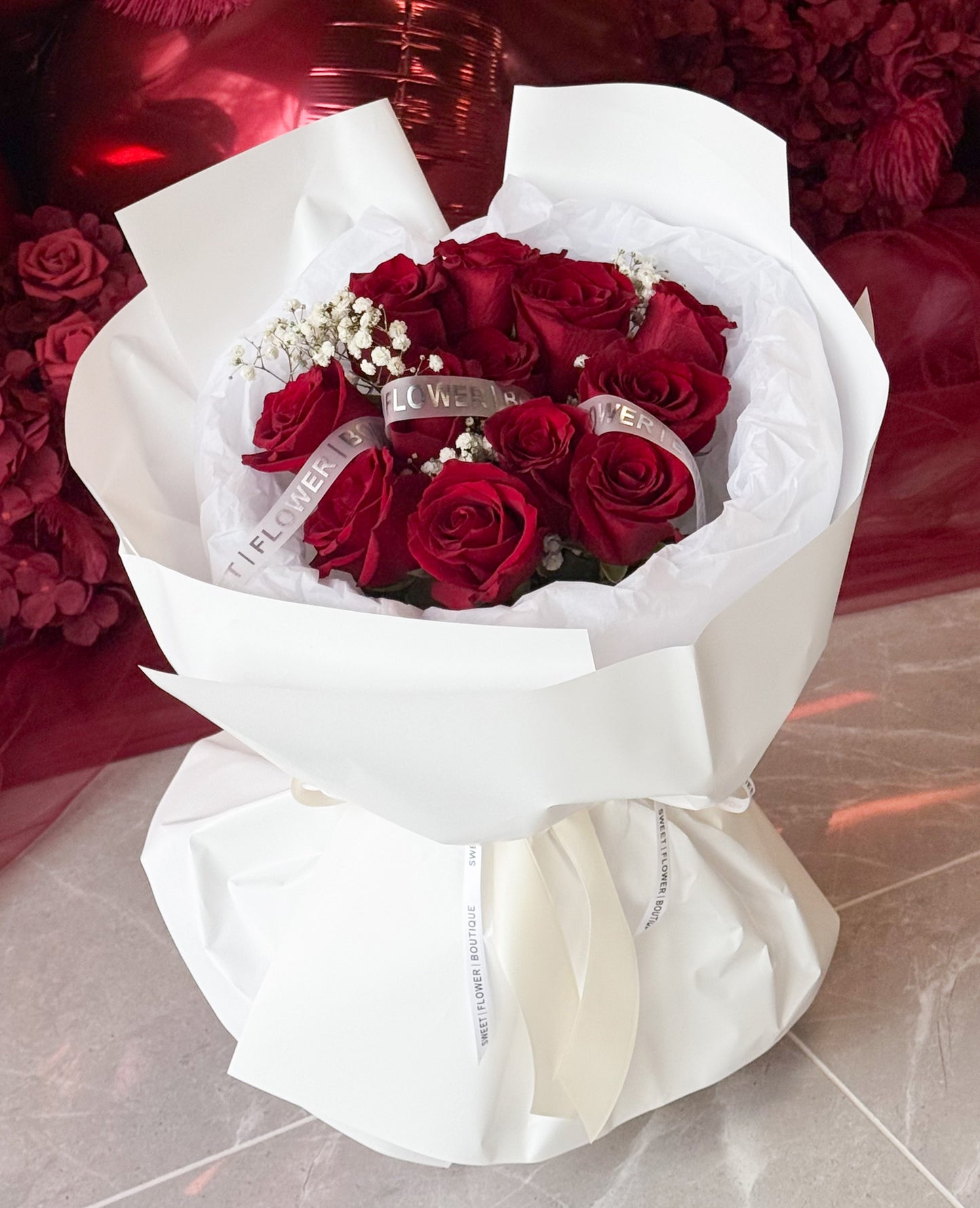 RED ROSES BOUQUET ON A CLOUD V