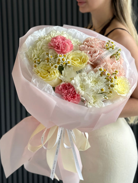TODAY'S FEATURED BOUQUET - ELEGANCE