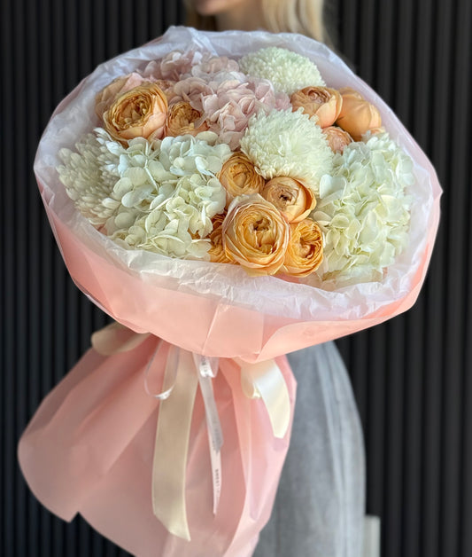 TODAY'S FEATURED BOUQUET BLOOM