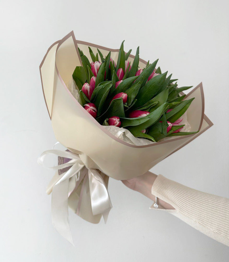 TULIPS BOUQUET