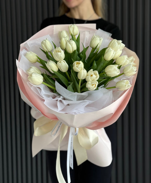 DOUBLE DUTCH WHITE TULIPS
