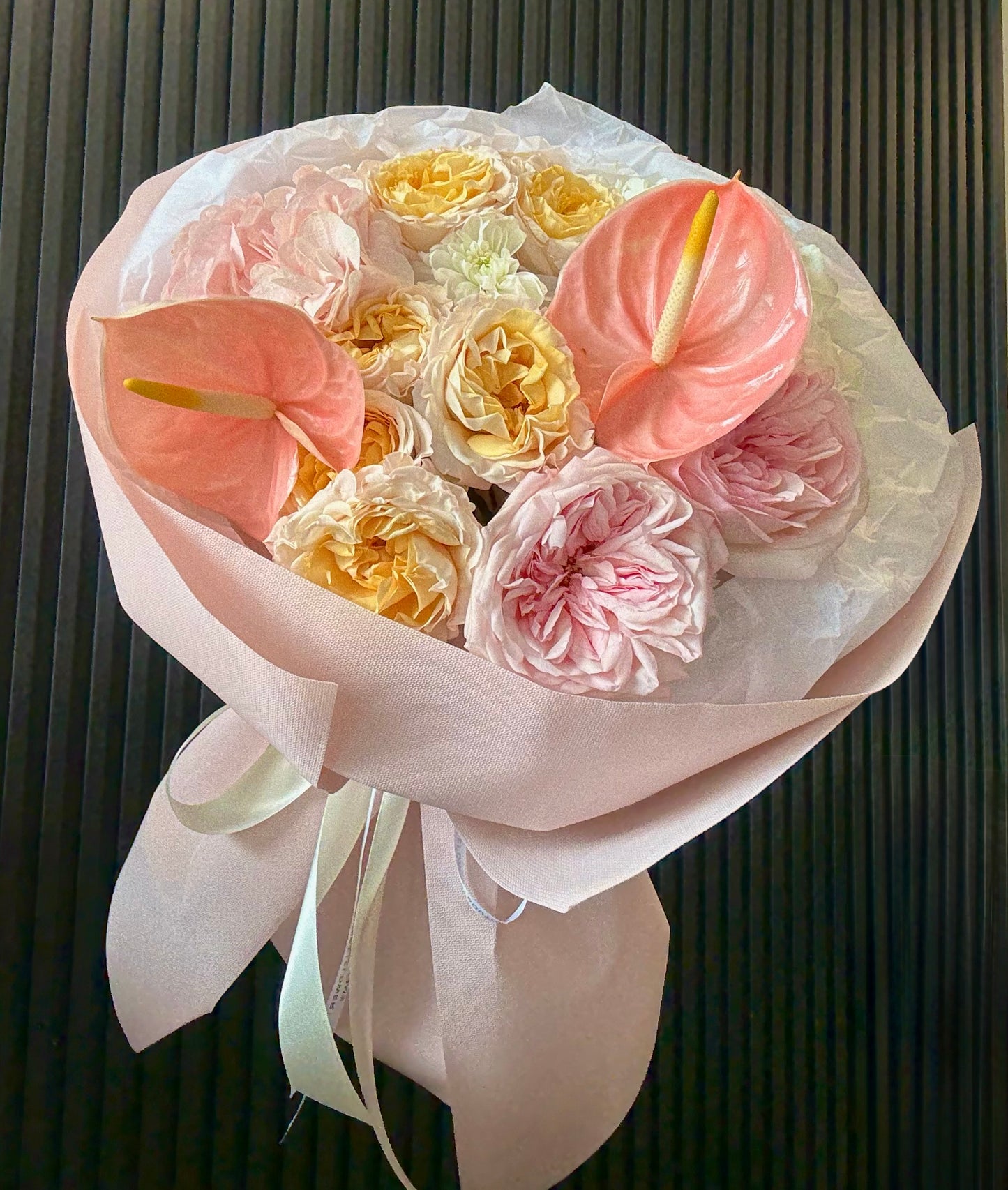 TODAY'S FEATURED BOUQUET - ELEGANCE