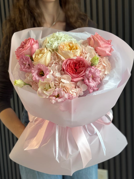 TODAY'S FEATURED BOUQUET - HARMONY