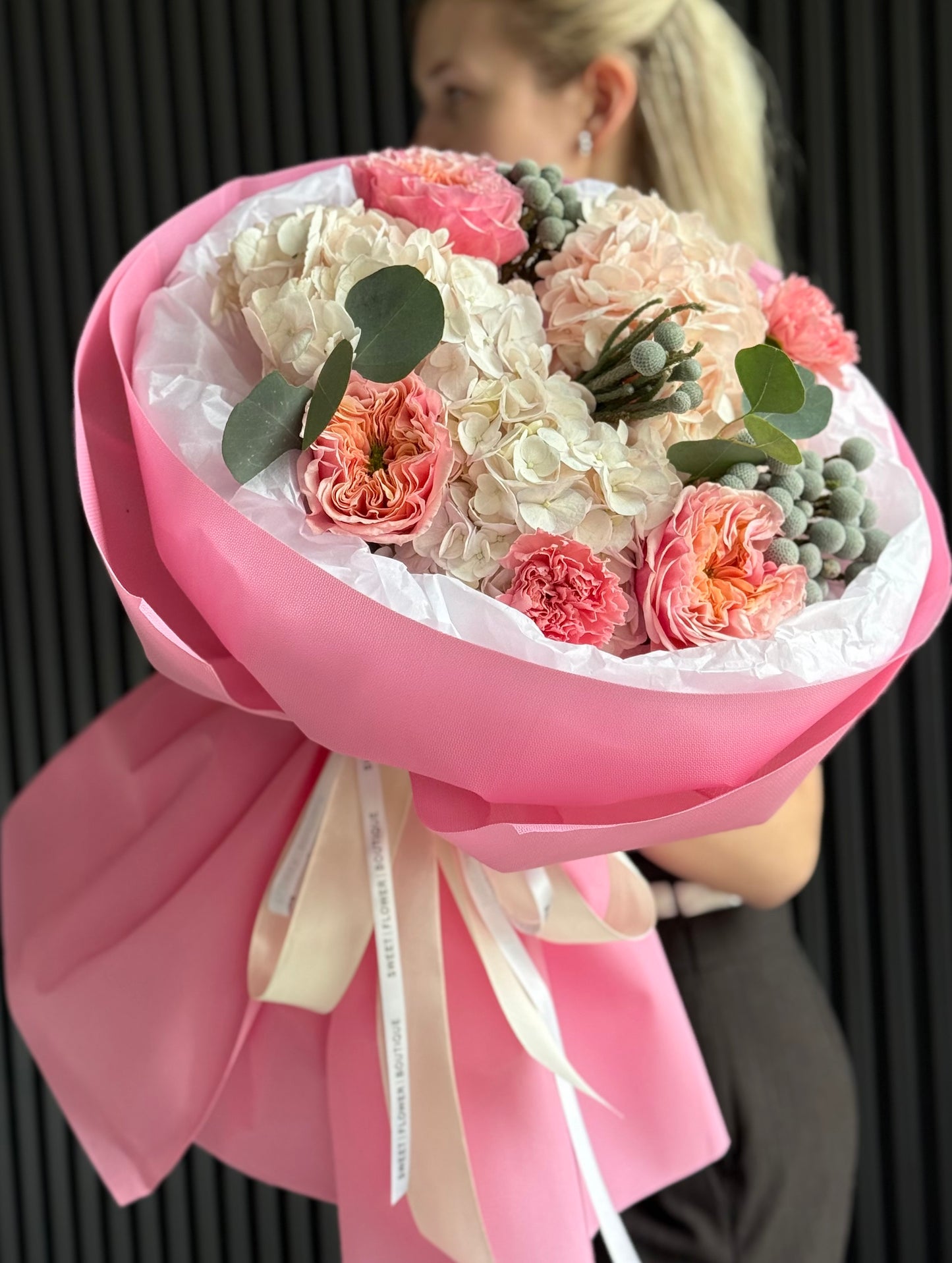 TODAY'S FEATURED BOUQUET - HARMONY