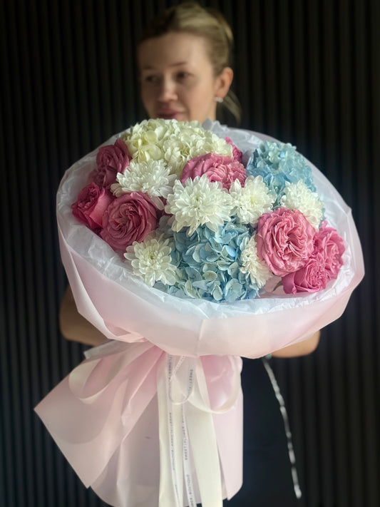 TODAY'S FEATURED BOUQUET - SIGNATURE