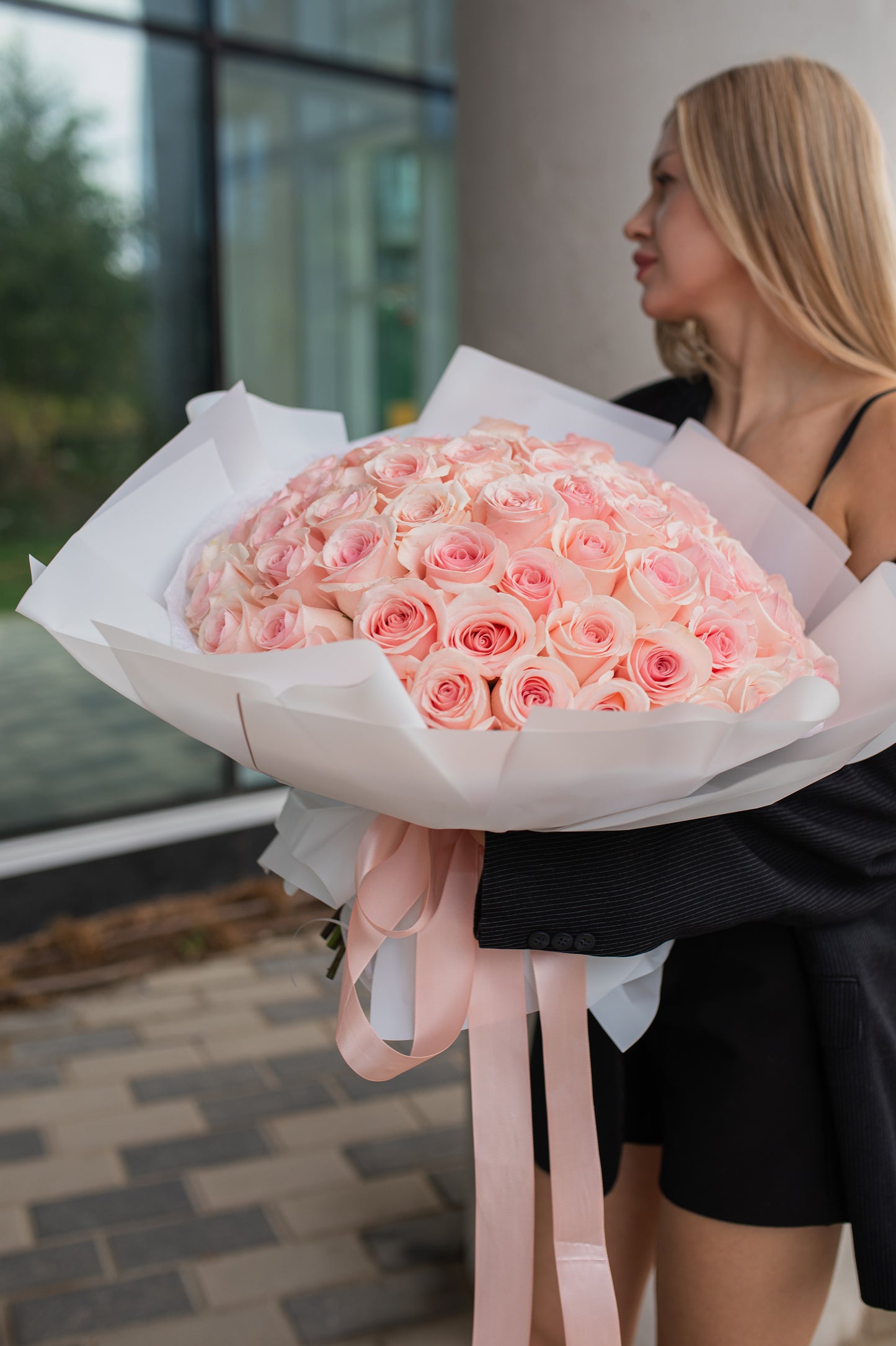 75 ROSES BOUQUET