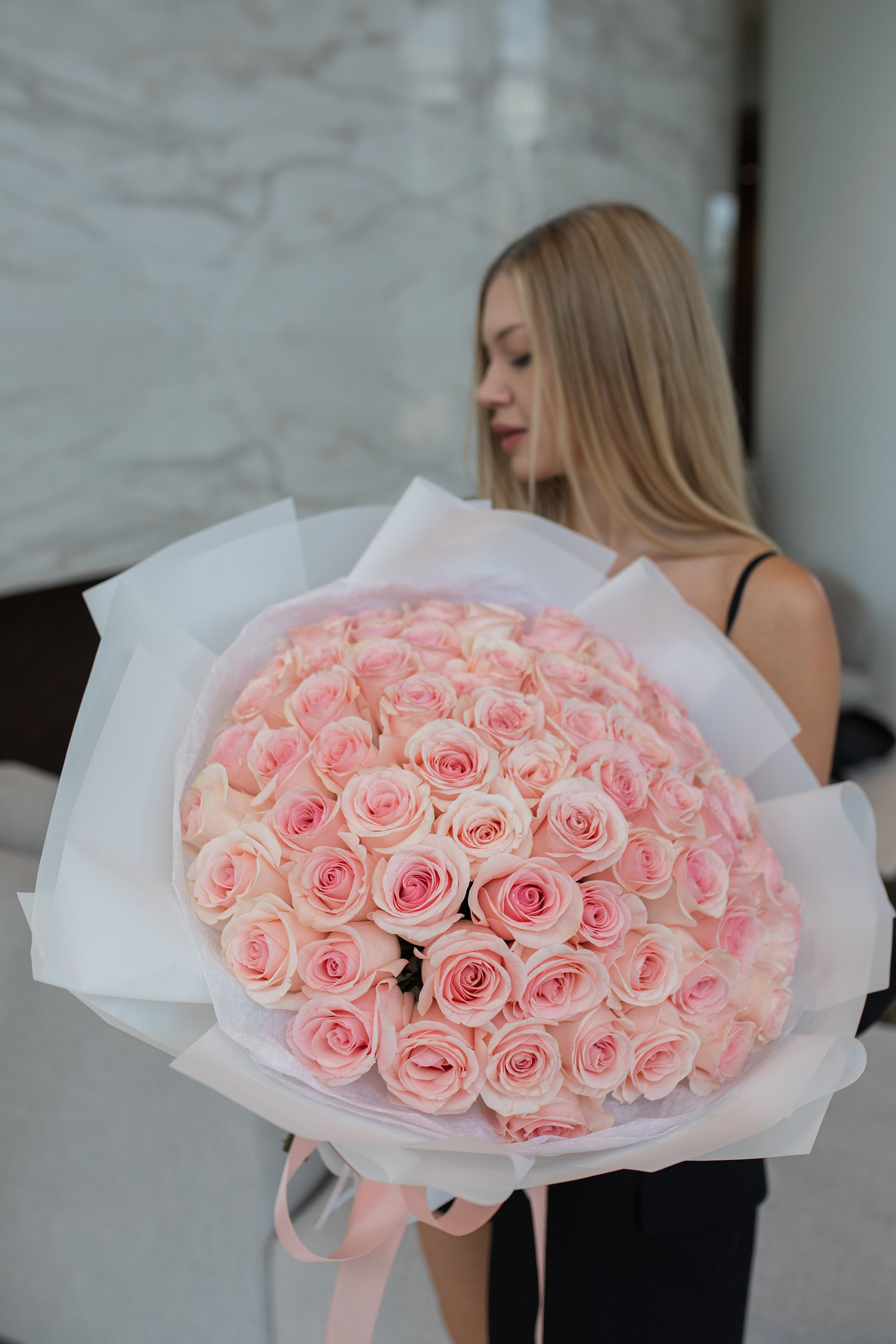 75 Pastel Pink Roses - Fresh Flowers For Birthdays, Weddings or Anniversary