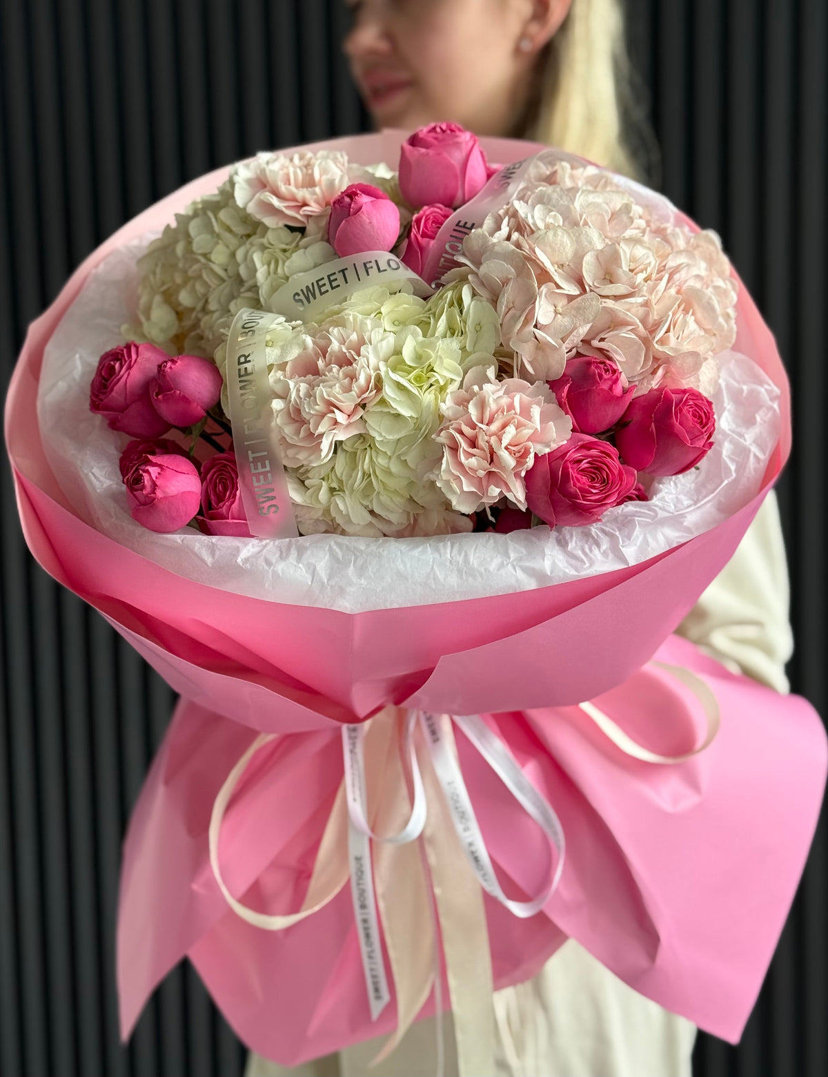 TODAY'S FEATURED BOUQUET - GRACE