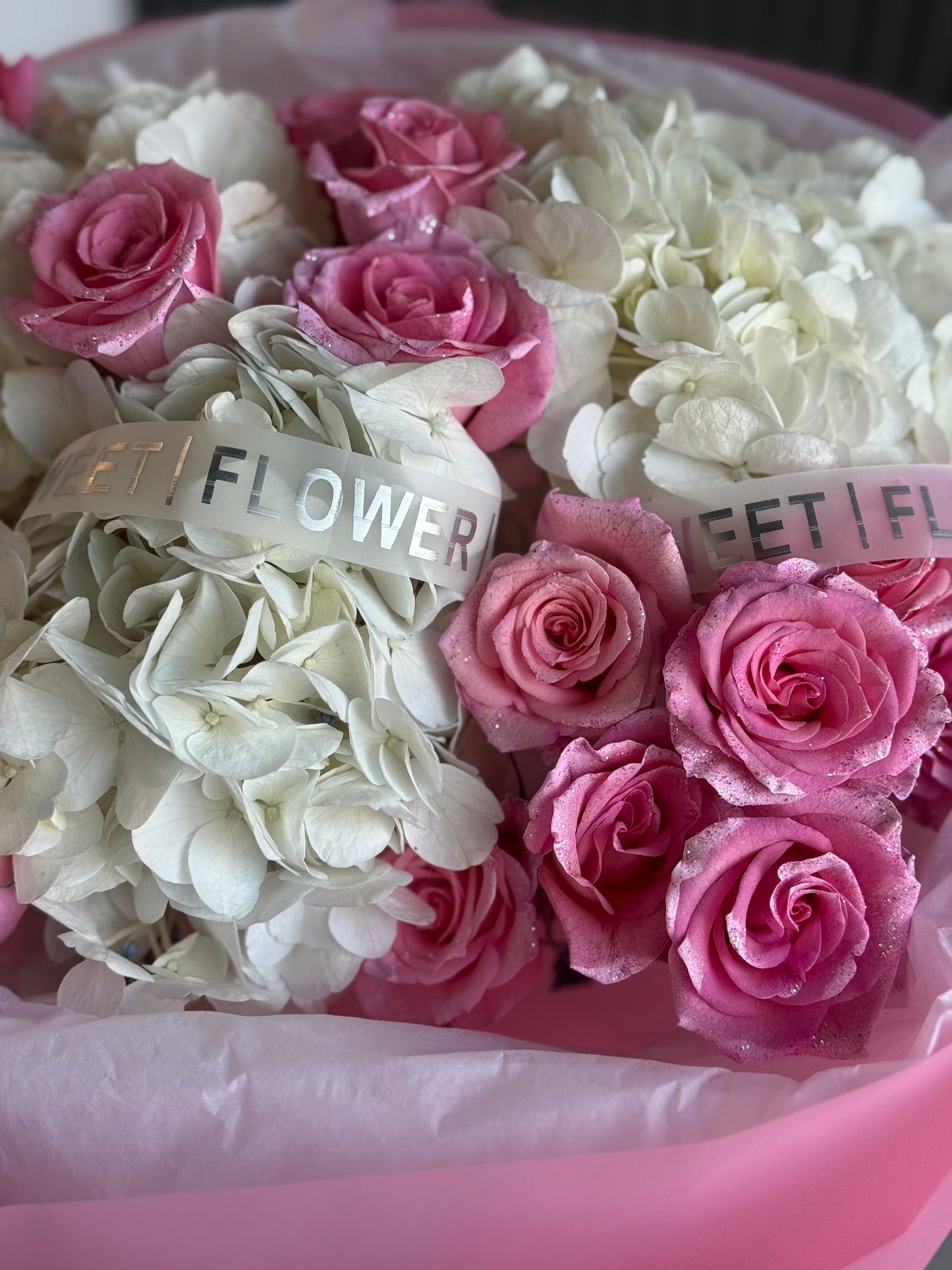 DESIGNER FLOWER ARRANGEMENT