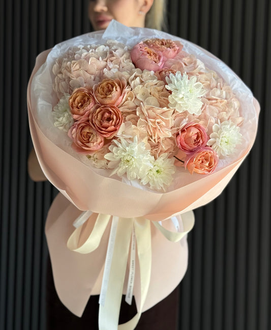TODAY'S FEATURED BOUQUET - HARMONY