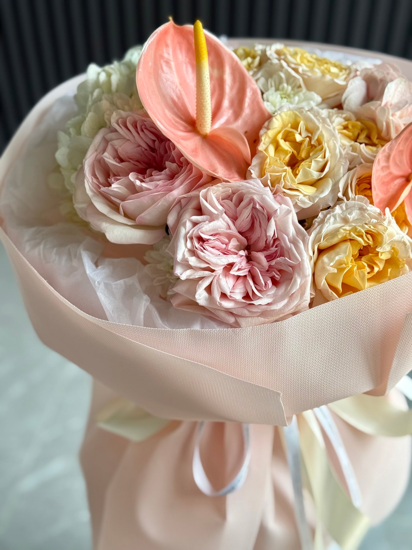 TODAY'S FEATURED BOUQUET - ELEGANCE
