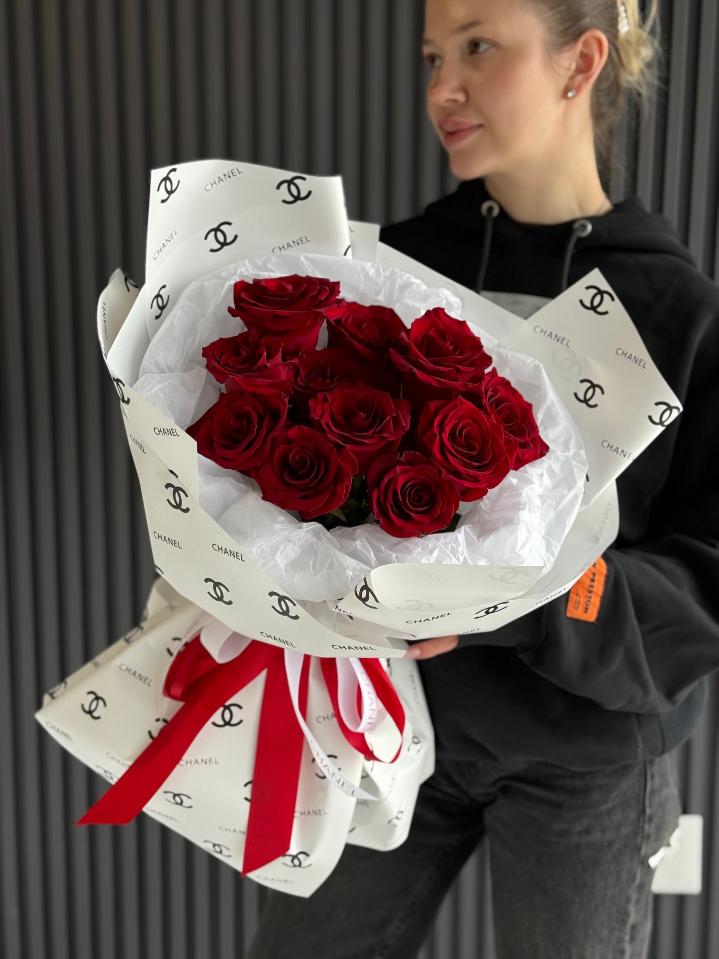 CHANEL INSPIRED ROSES