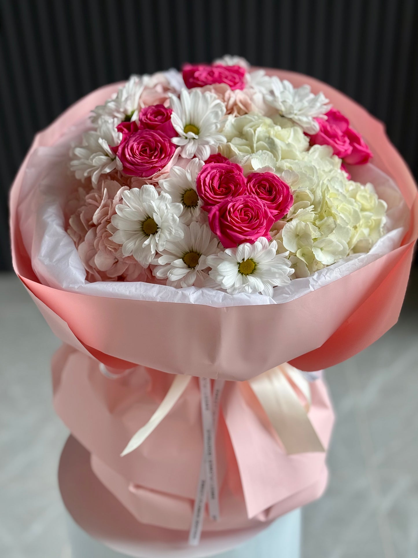 TODAY'S FEATURED BOUQUET - SIGNATURE