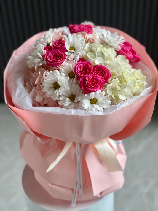TODAY'S FEATURED BOUQUET - SIGNATURE
