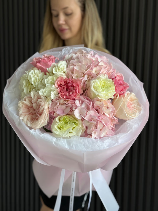 TODAY'S FEATURED BOUQUET - GRACE