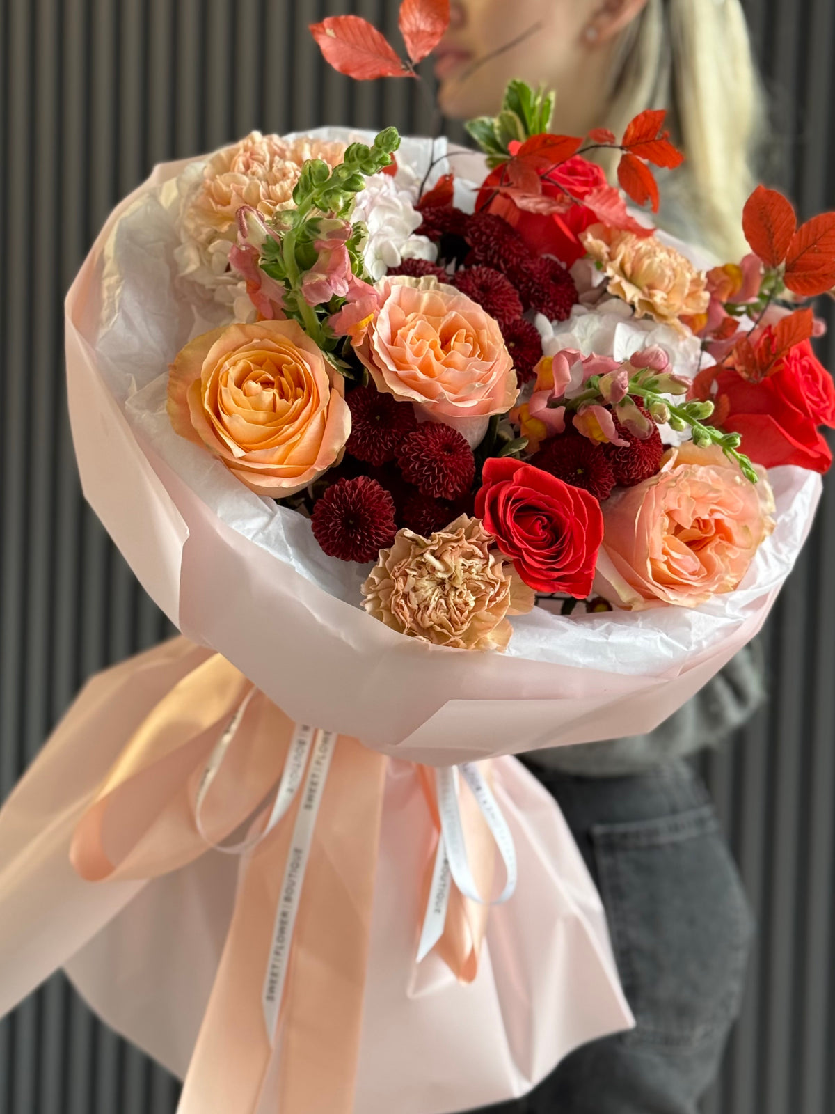 Premium romantic flower bouquet with peach roses, red roses and hydrangea for same-day delivery in Toronto