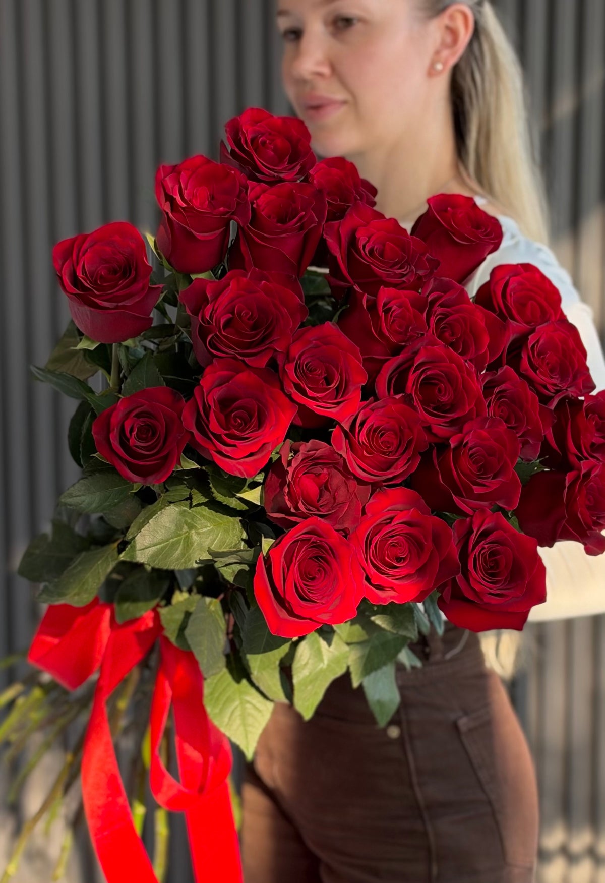 SPECIAL 90 CM RED ROSES – EXTRA LONG