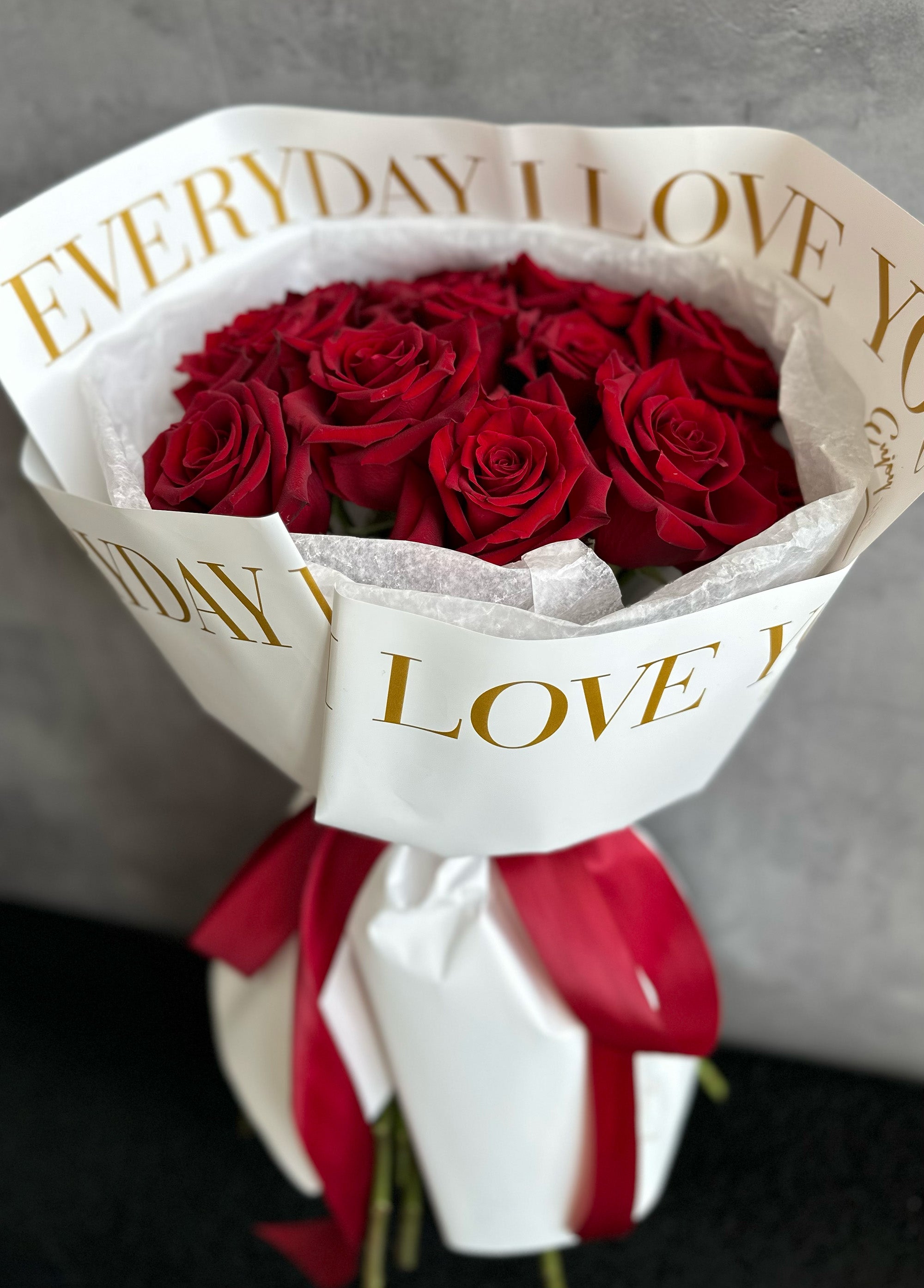 LOVE RED ROSES 12 Premium Red Roses Sweet Flower Boutique