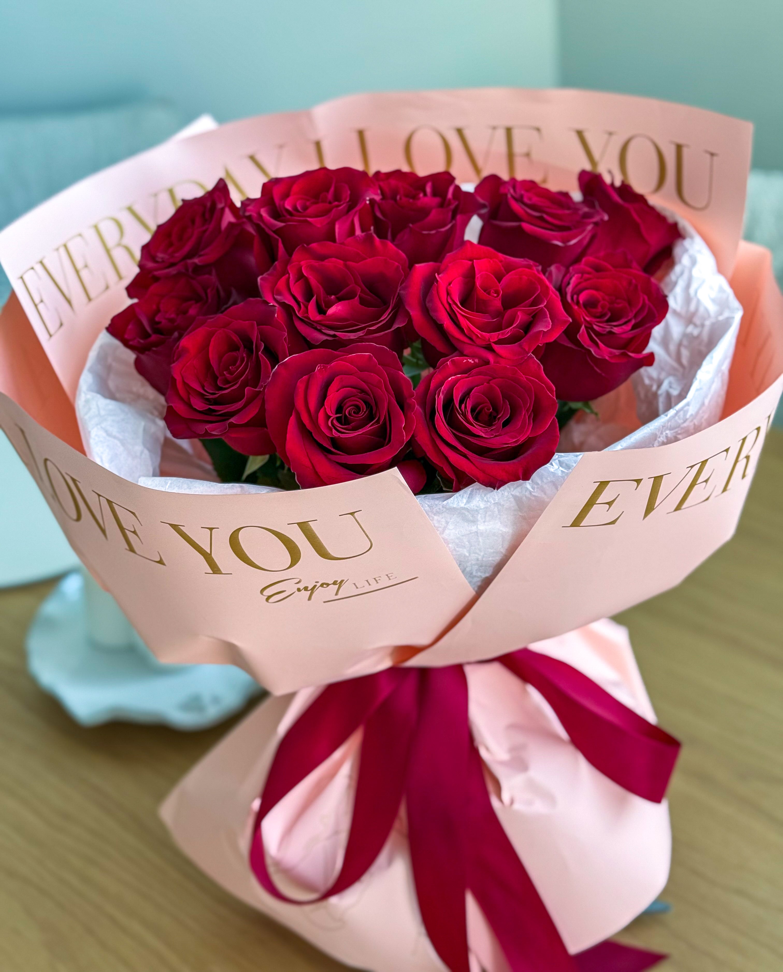 LOVE RED ROSES/12 Premium Red Roses – Sweet Flower Boutique