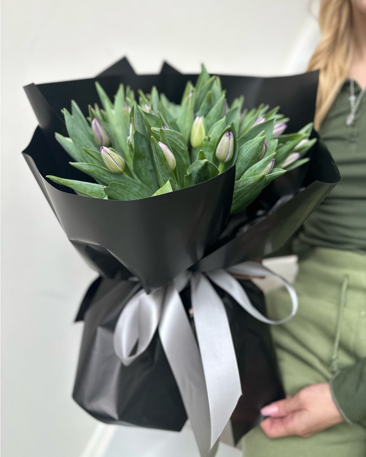 TULIPS BOUQUET