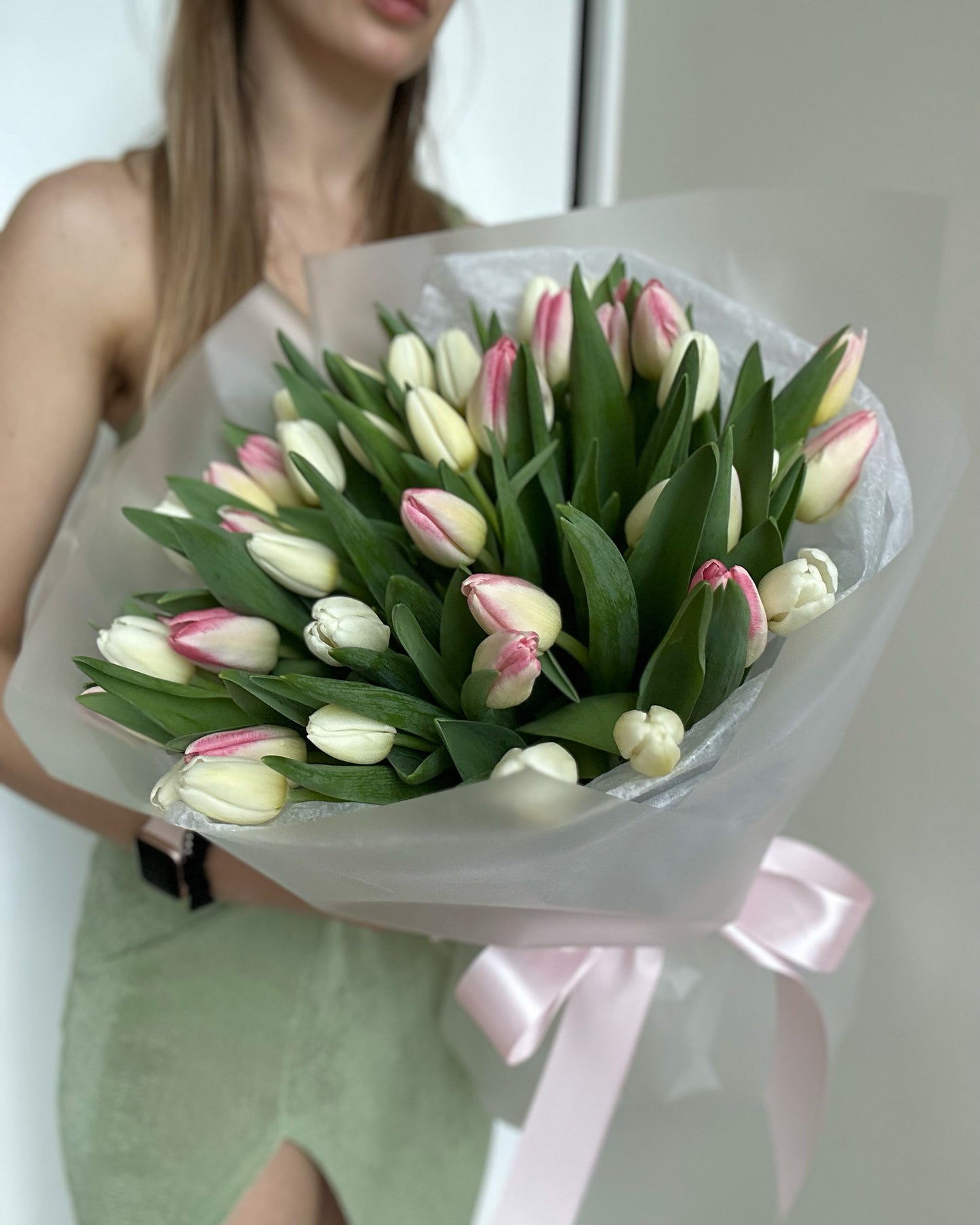 TULIPS BOUQUET