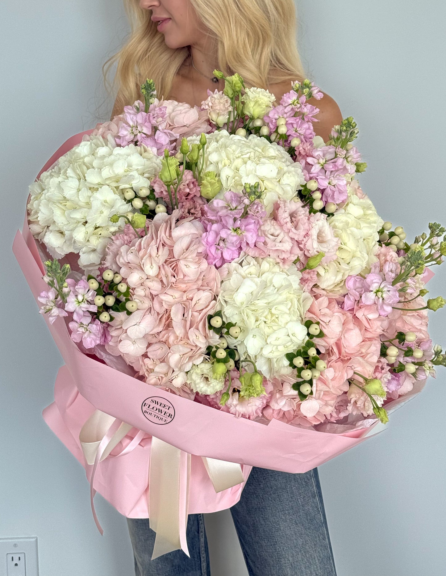 LUXURY PASTEL
